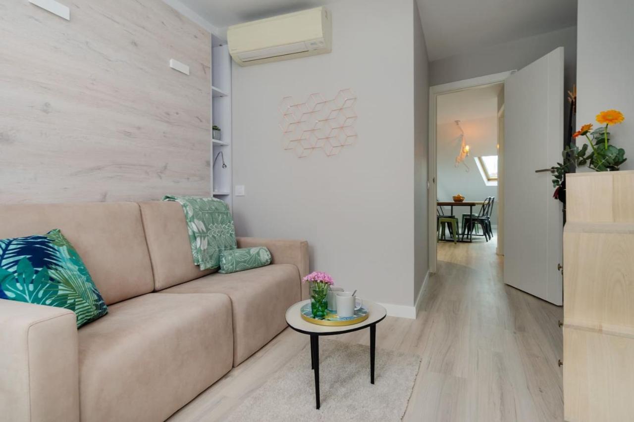 Precioso Atico Con Terraza En El Centro De Madrid Amazing Penthouse In Madrid Center Lägenhet Exteriör bild